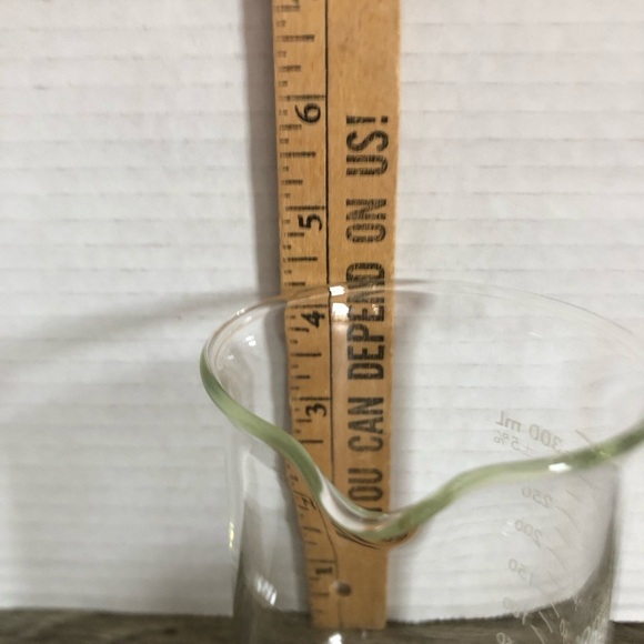 Pyrex 400 ml Glass Beaker - Picture 7 of 8